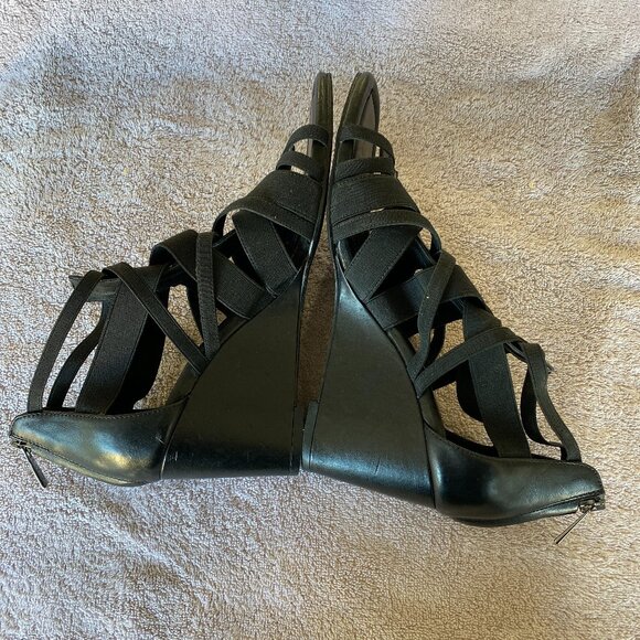 Donald J Pliner Lia Black Leather Elastic Strappy Wedge Sandals Size 7.5M - Picture 5 of 6